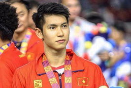 HLV Park Hang Seo thử nghiệm Trọng Hùng đá hậu vệ phải U23 Việt Nam